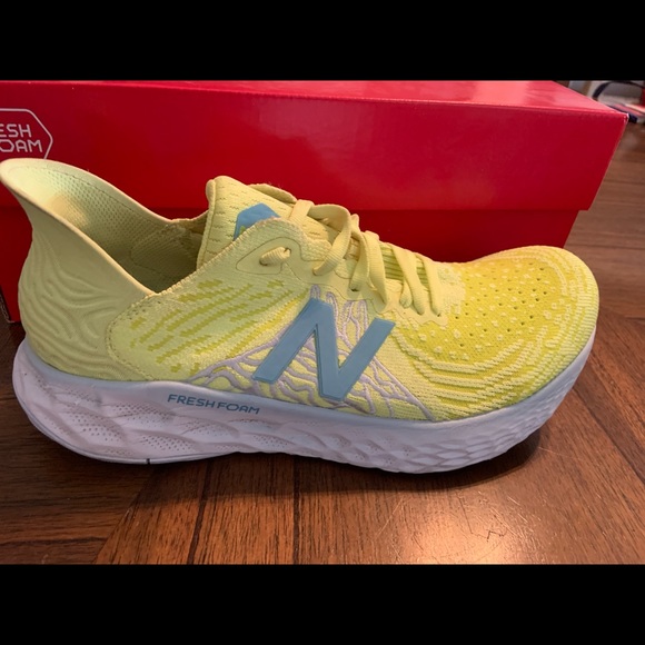 New Balance Fresh Foam 1080v10 Womens - Picture 6 of 8